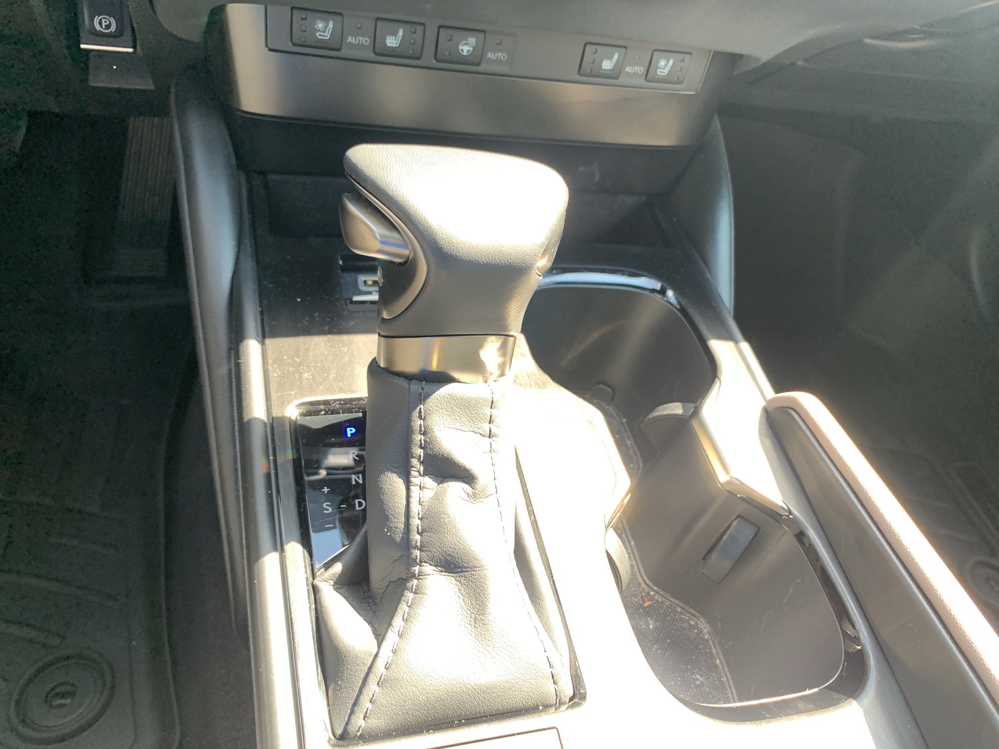 Used 2024 Lexus ES 350 w/ Premium Package FWD image 26