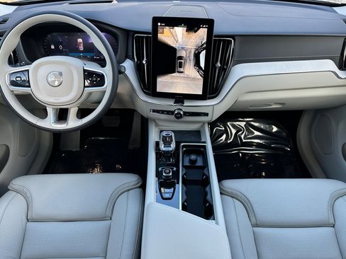 New 2026 Volvo XC60 B5 Ultra w/ Protection Package Premier image 11