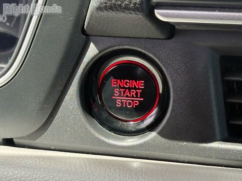 Certified 2025 Honda Pilot Elite image 26