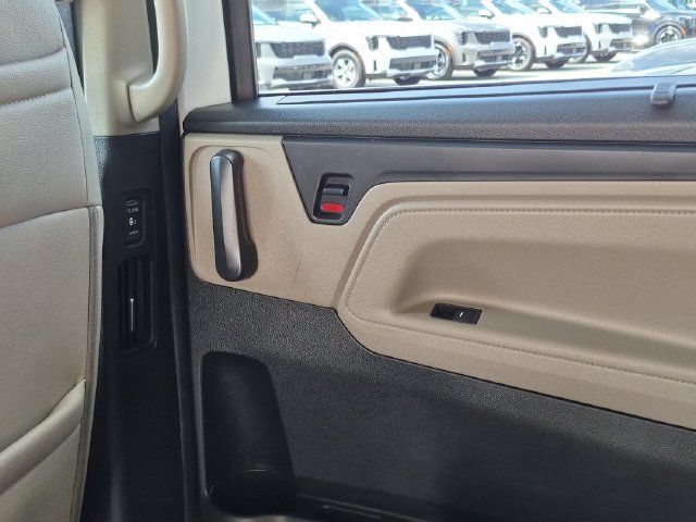 Used 2023 Honda Odyssey Elite image 24