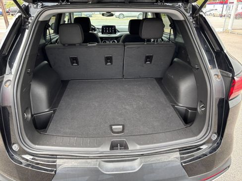 Used 2025 Chevrolet Blazer LT FWD image 31