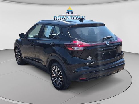 Used 2021 Nissan Kicks SV FWD image 5