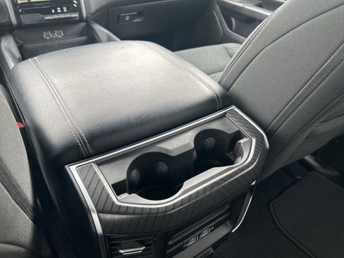 Used 2025 RAM 1500 Big Horn image 18