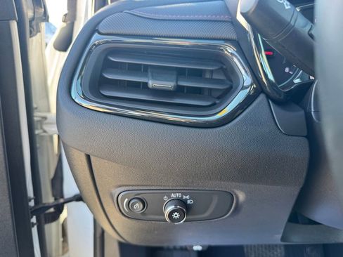 Used 2023 Chevrolet Equinox RS w/ LPO, Floor Liner Package image 25