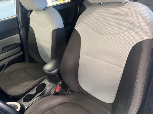 Used 2016 Kia Soul image 7