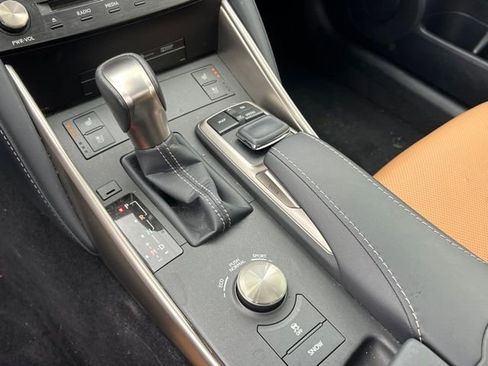 Used 2017 Lexus IS 200t w/ Navigation System Package RWD image 20