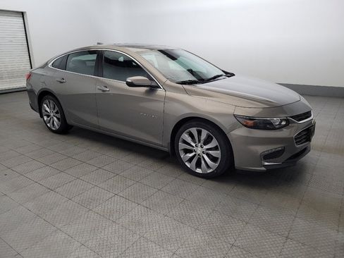 Used 2017 Chevrolet Malibu Premier w/ Premier Sun and Wheel Package image 11