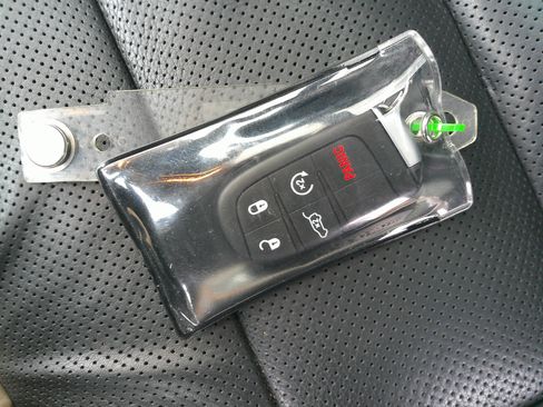 Used 2020 Jeep Grand Cherokee Summit image 37