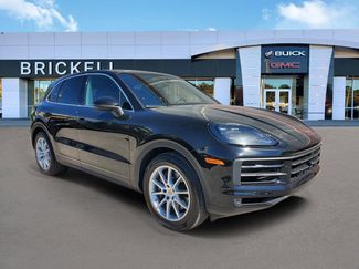 Used 2024 Porsche Cayenne video 2