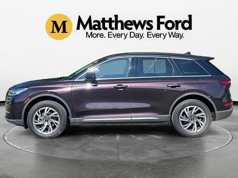 Used 2023 Lincoln Corsair AWD image 2