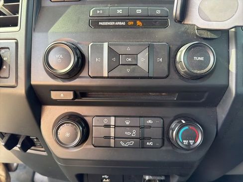 Used 2018 Ford F150 XL w/ Equipment Group 101A Mid AWD/4WD image 26