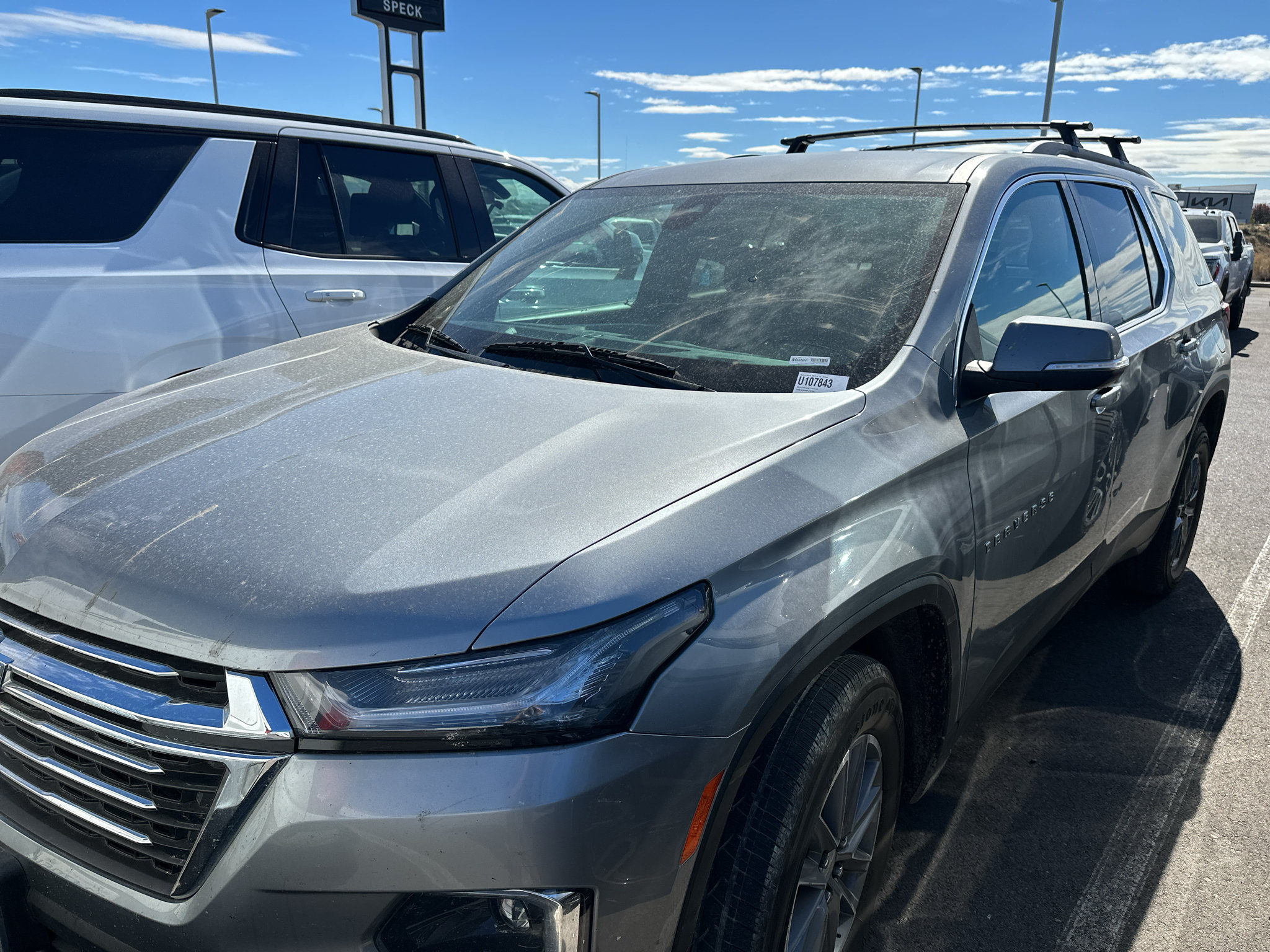 Used 2023 Chevrolet Traverse LT AWD/4WD image 1