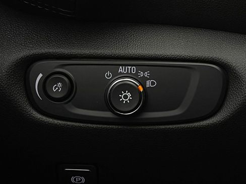 Used 2024 Chevrolet Blazer LT w/ Convenience Package FWD image 22