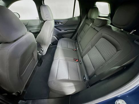 Used 2025 Chevrolet Equinox LT image 28