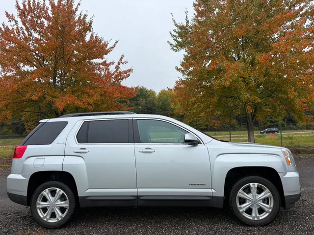 Used 2017 GMC Terrain SLE w/ Convenience Package FWD image 5