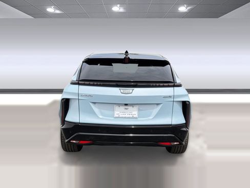 New 2026 Cadillac Lyriq Sport RWD image 9