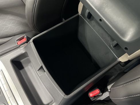 New 2026 Kia Carnival image 24