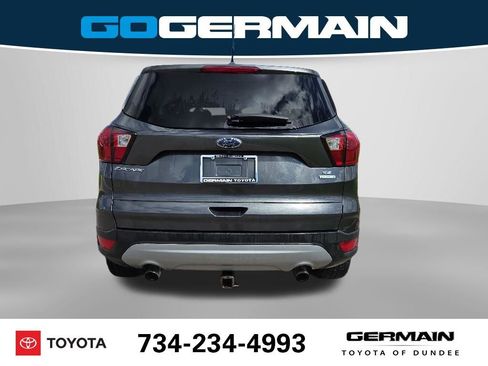 Used 2019 Ford Escape SE FWD image 10