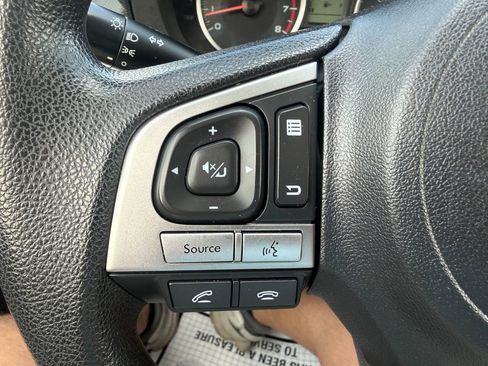 Used 2018 Subaru Forester 2.5i Premium w/ All-Weather Package AWD/4WD image 19