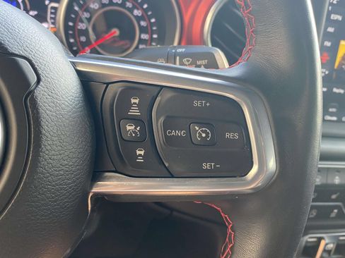 Used 2021 Jeep Gladiator Rubicon AWD/4WD image 32