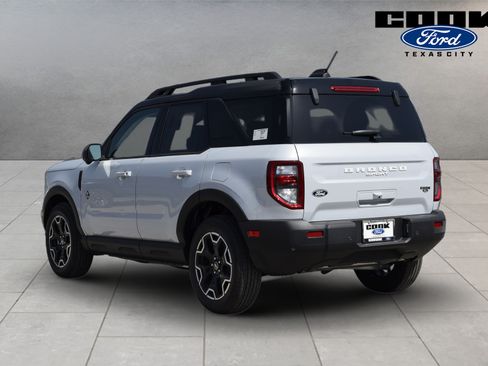 New 2026 Ford Bronco Sport Outer Banks w/ Outer Banks Tech Package+ AWD/4WD image 4