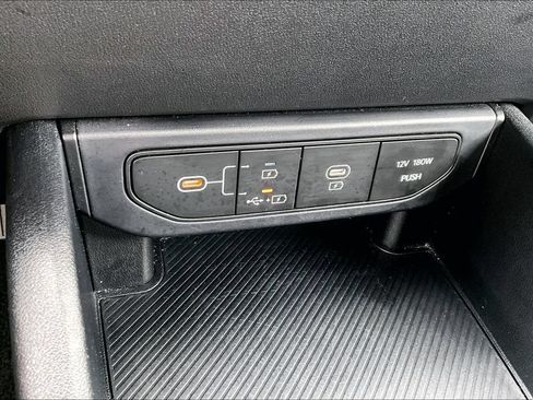 Used 2025 Kia K4 FWD image 31
