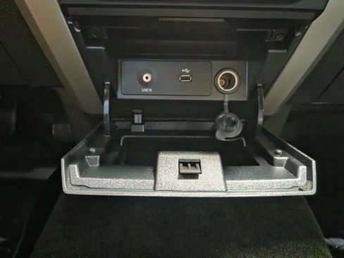 Used 2014 Ford F150 XLT w/ Equipment Group 301A Mid RWD image 54