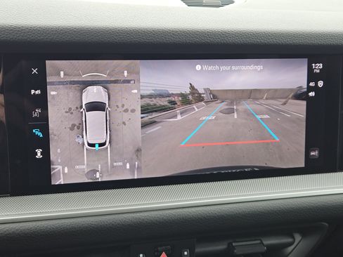 Certified 2025 Porsche Cayenne image 18