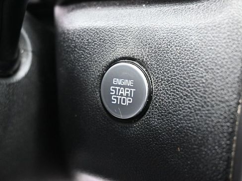 Used 2022 Kia Sorento S image 21