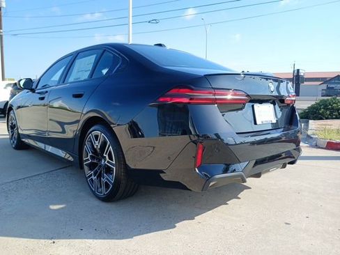 New 2026 BMW 530i 530i Loaner image 7