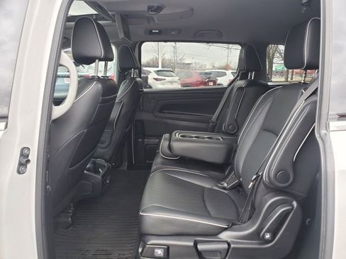 Used 2024 Honda Odyssey Elite image 9