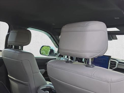 Used 2025 Toyota Tundra Limited image 20