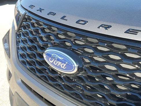 Certified 2024 Ford Explorer ST w/ Equipment Group 401A image 10