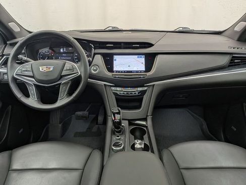 Certified 2023 Cadillac XT5 Premium Luxury w/ LPO, Floor Liner Package image 24