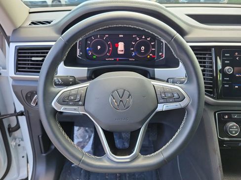 Used 2023 Volkswagen Atlas SE w/ Black Wheel Package FWD image 28