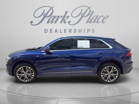 Used 2023 Audi Q8 Premium Plus AWD/4WD image 2