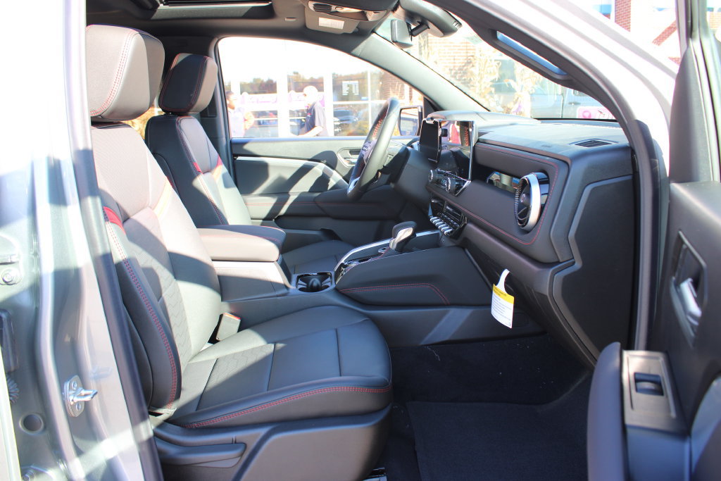 New 2026 Chevrolet Colorado Z71 w/ Z71 Convenience Package 2 AWD/4WD image 44