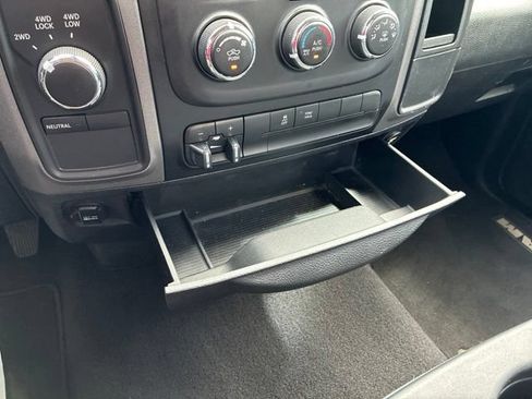 Used 2013 RAM 1500 Express AWD/4WD image 27