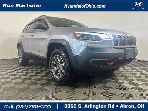 Used 2020 Jeep Cherokee Trailhawk w/ Cold Weather Group AWD/4WD image 1