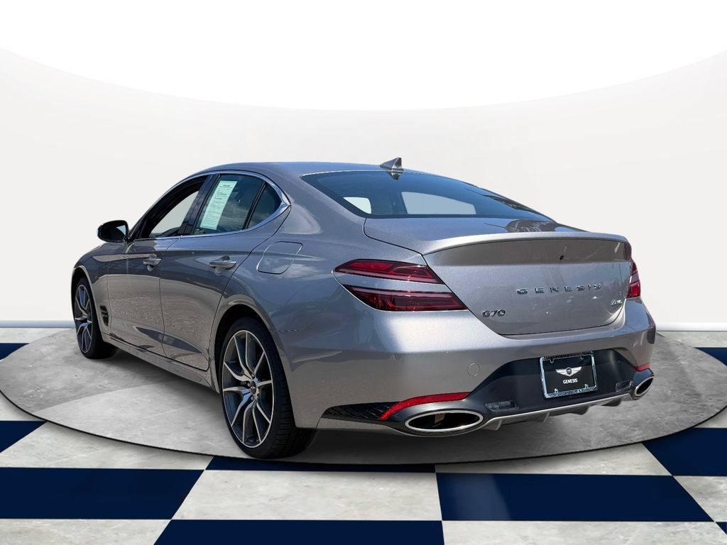 Certified 2025 Genesis G70 2.5T AWD/4WD image 4