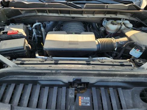 Certified 2025 GMC Sierra 1500 SLT RWD image 31