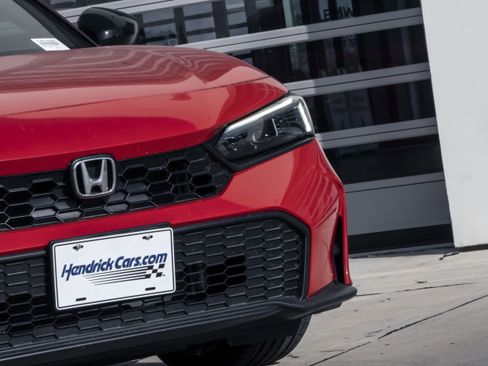 Used 2025 Honda Civic Sport image 7