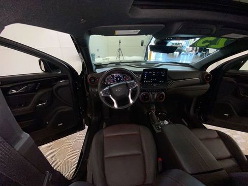 Used 2025 Chevrolet Blazer RS w/ Driver Confidence II Package AWD/4WD image 34