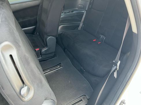 Used 2014 Nissan Pathfinder S AWD/4WD image 15