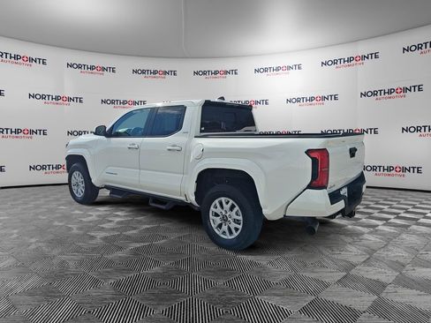 Used 2024 Toyota Tacoma SR5 image 4