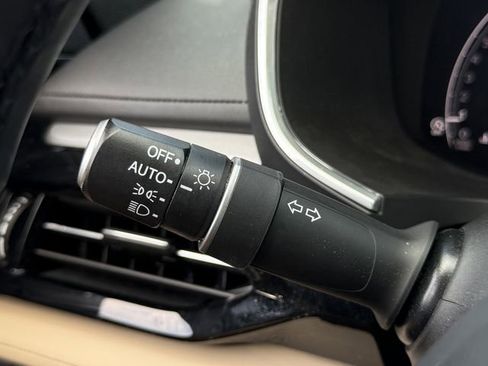 Used 2023 Acura MDX SH-AWD w/ Technology Package image 21