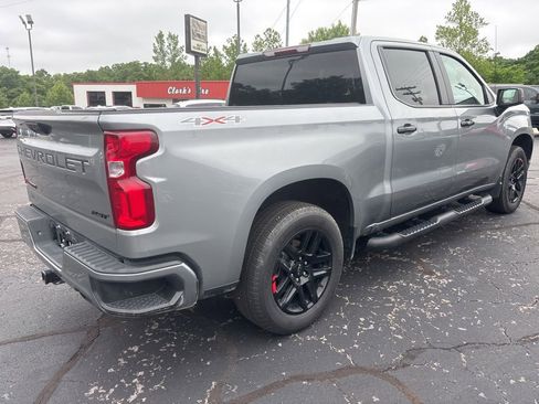 Used 2023 Chevrolet Silverado 1500 RST w/ Redline Edition AWD/4WD image 5