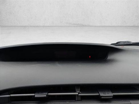 Used 2011 Toyota Prius Three image 10