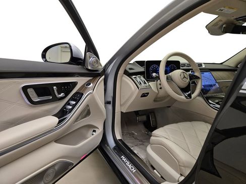 Used 2024 Mercedes-Benz Maybach S 580 4MATIC image 15