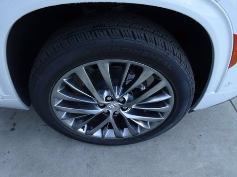 New 2026 Buick Enclave Avenir w/ Super Cruise Package AWD/4WD image 8